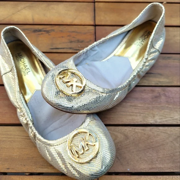 Leather Ballet flat - Picture 1 of 4